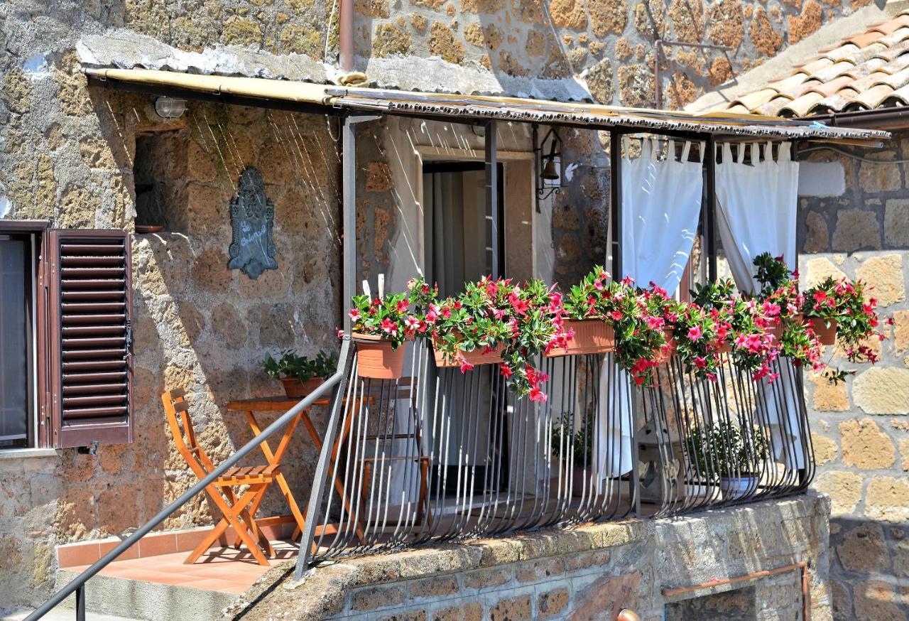 Le Calanque La Terrazza Su Civita Lubriano Eksteriør bilde