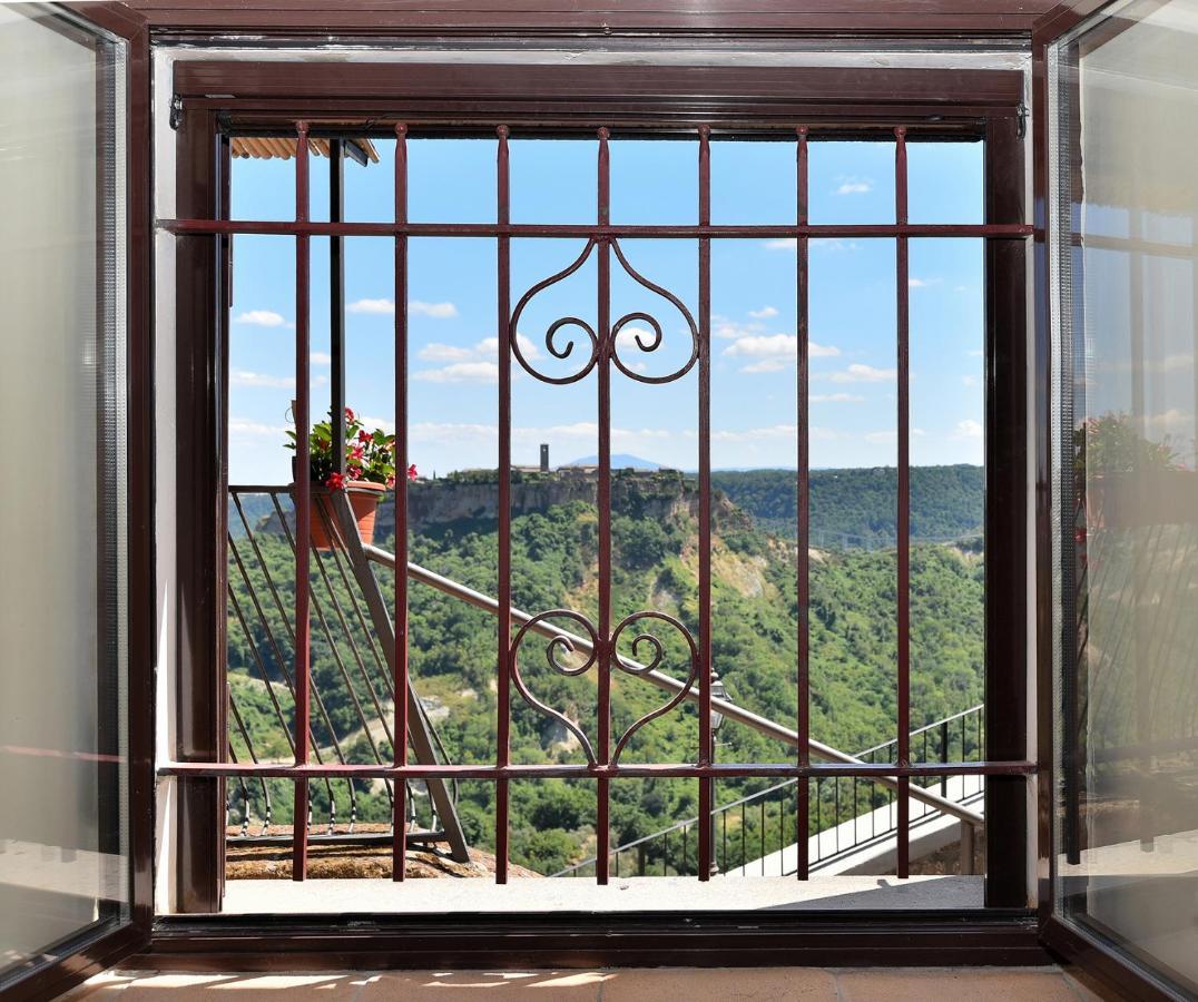 Le Calanque La Terrazza Su Civita Lubriano Eksteriør bilde